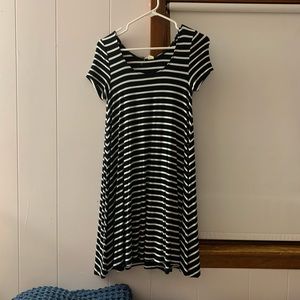 Garage B&W T-Shirt Dress - SO SOFT
